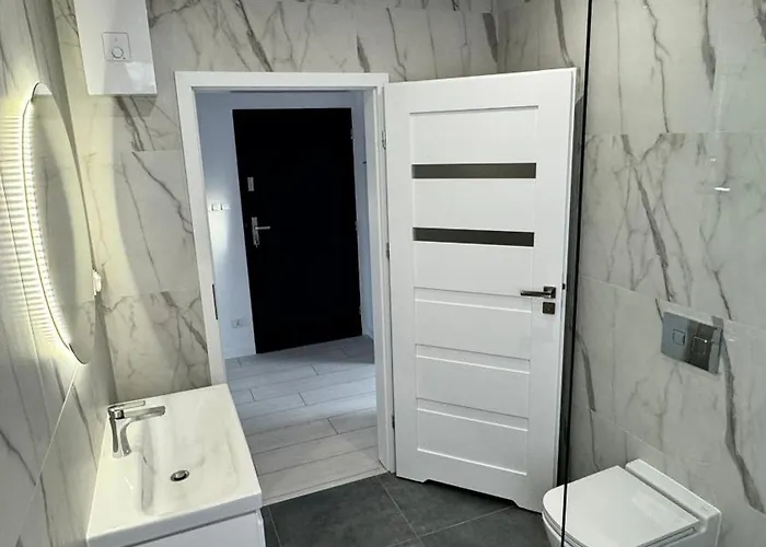 Gray Sulnowo Apartment